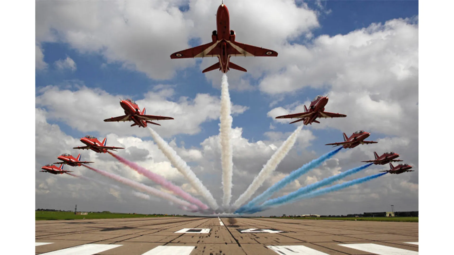 Red Arrows poprvé vystoupí na AirVenture Oshkosh 2026